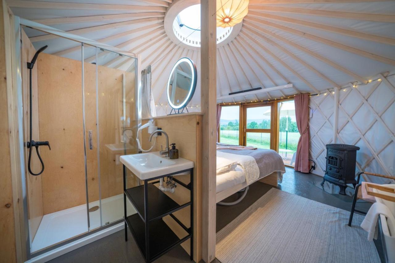 Gajowka  Izera Glamping Adults - Luksusowe Jurty&Spa מראה חיצוני תמונה