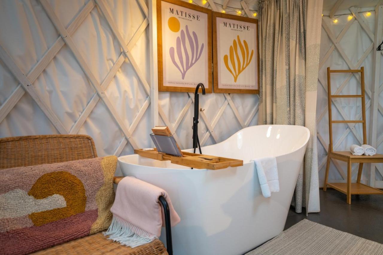 Gajowka  Izera Glamping Adults - Luksusowe Jurty&Spa מראה חיצוני תמונה