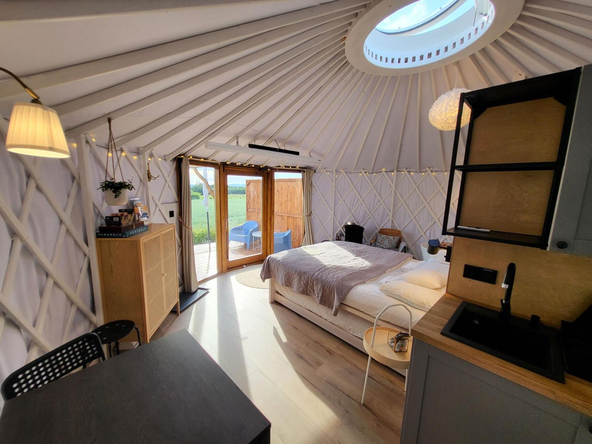 Gajowka  Izera Glamping Adults - Luksusowe Jurty&Spa מראה חיצוני תמונה